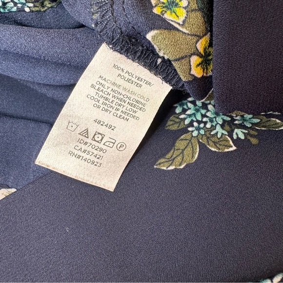 LOFT Womens Faux Wrap Front Bell Sleeve Blouse Size Med Blue With Flowers - Picture 8 of 8